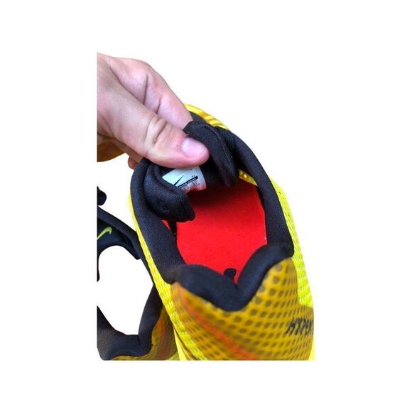 2015 Nike Hyperlive Yellow/Black Shoes Size 13 - Picture 3 of 15